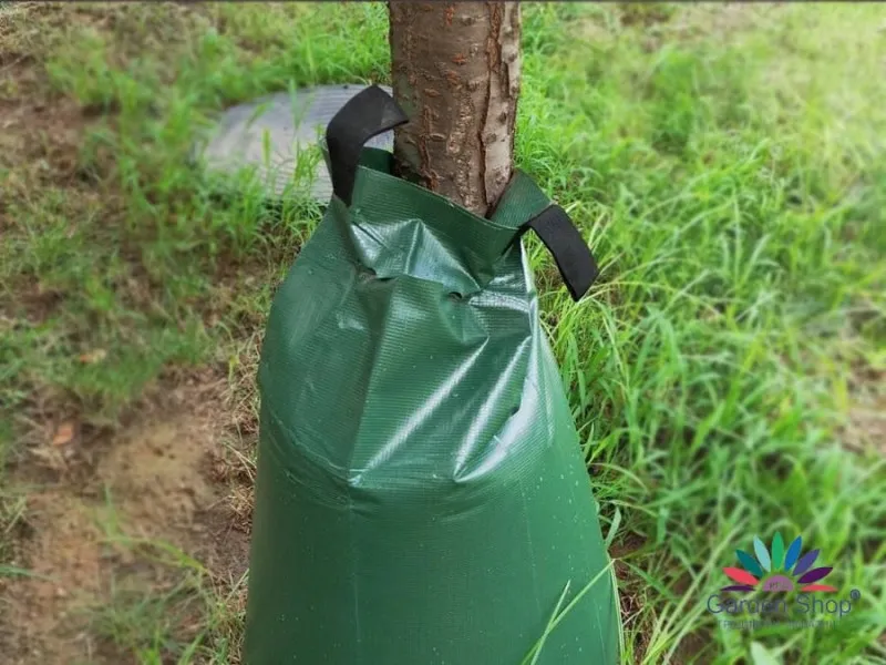 Чували за напояване на дървета Water Bag 75 л – интелигентно решение за равномерно и ефективно поливане